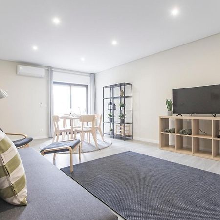 2Br Flat W/ Ac & Great Views By Lovelystay Vila Nova de Gaia Exteriör bild