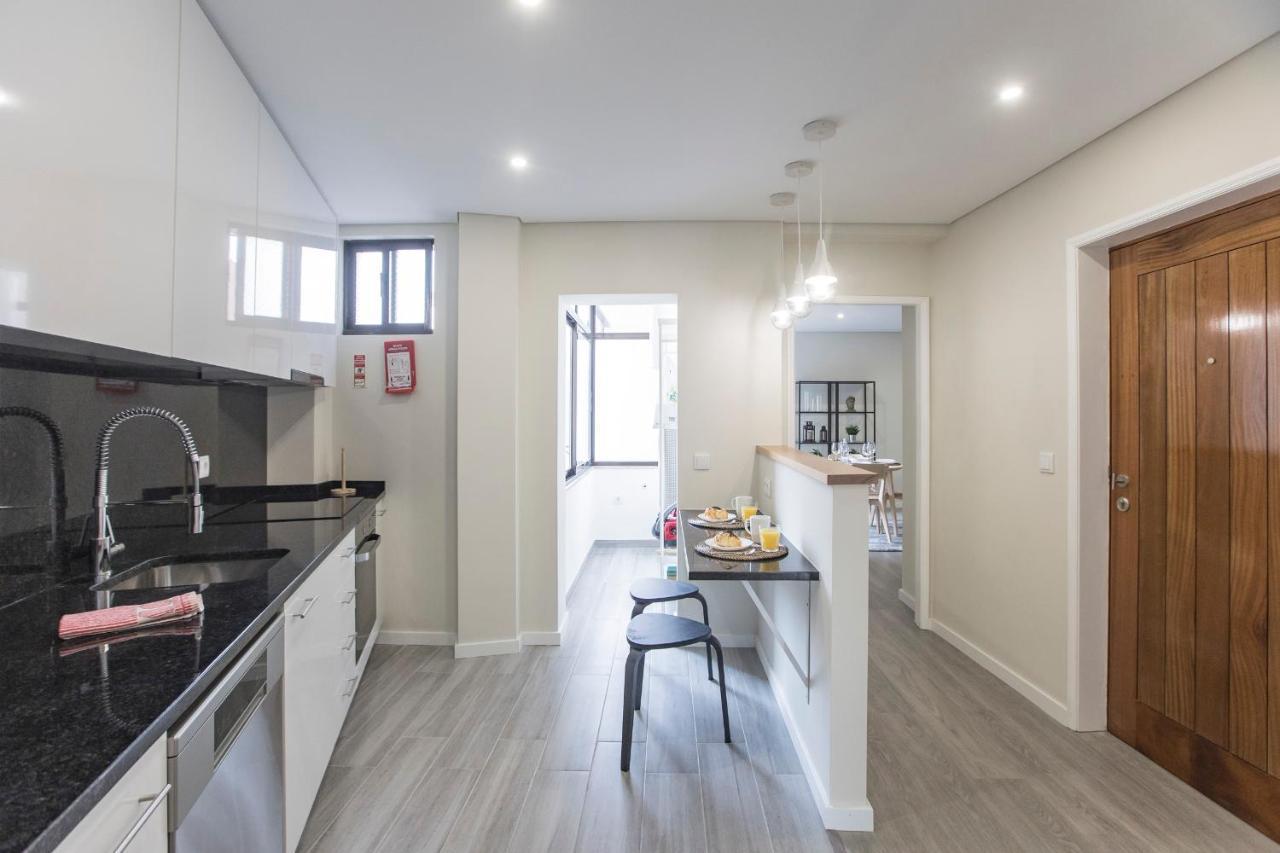 2Br Flat W/ Ac & Great Views By Lovelystay Vila Nova de Gaia Exteriör bild