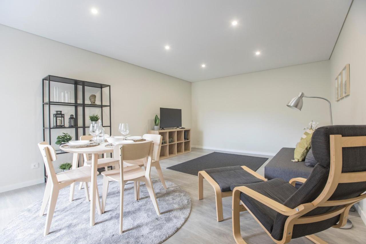 2Br Flat W/ Ac & Great Views By Lovelystay Vila Nova de Gaia Exteriör bild